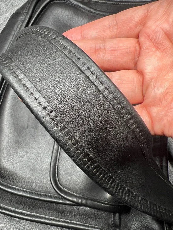 Coach Vintage Taft Black Leather Crossbody 9980 Bag with Brass-Tone Turn Lock - Picture 15 of 16